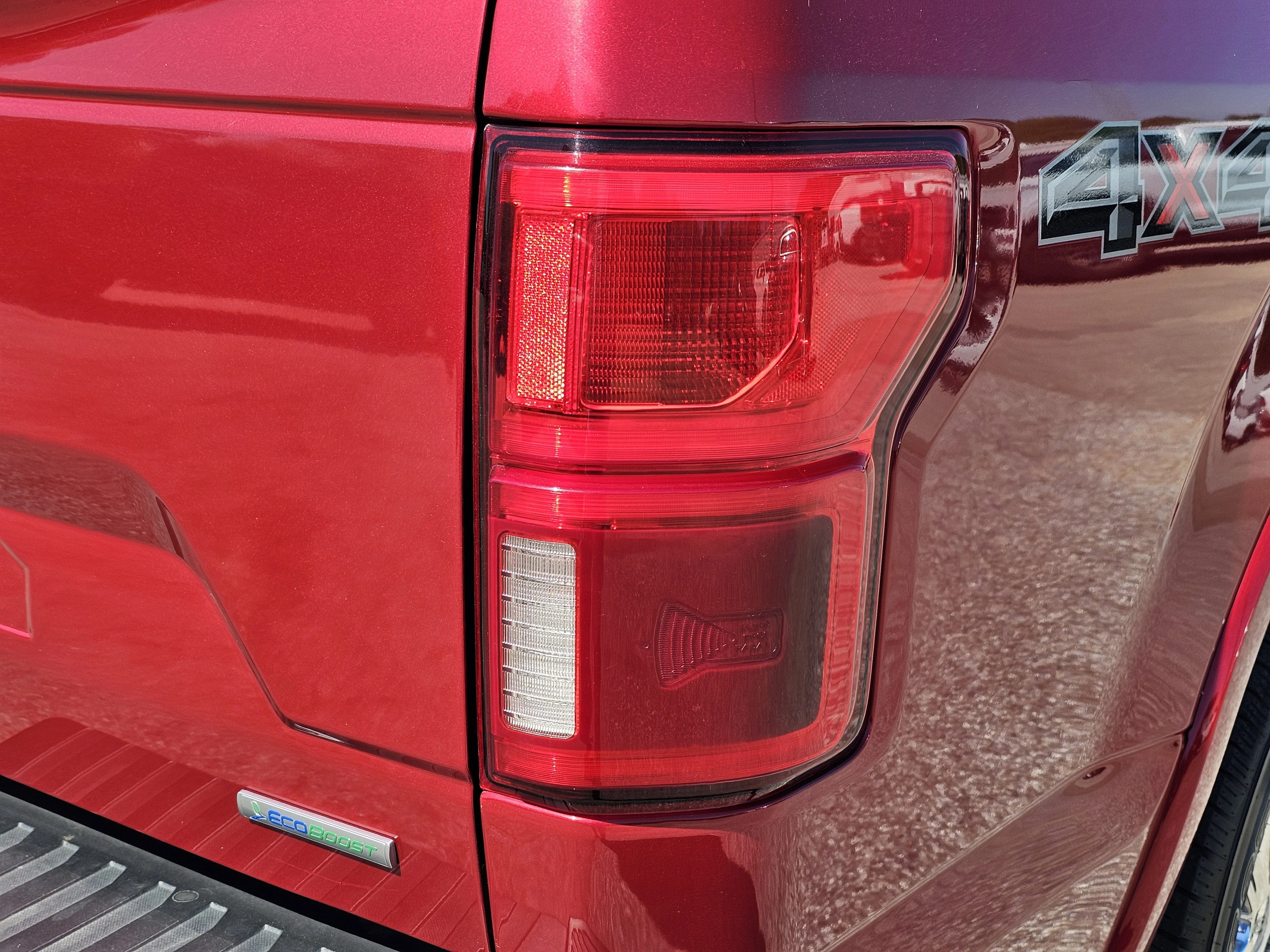 2020 Ford F-150 Lariat - Photo 10