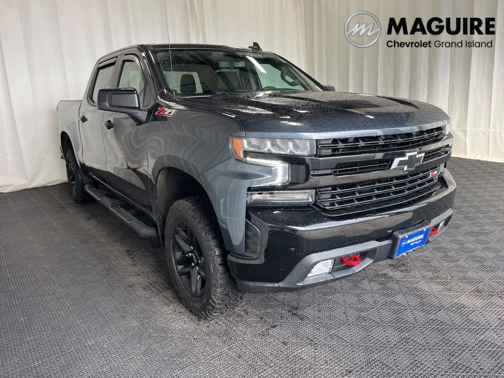 Used 2021 Gray Chevrolet LT Trail Boss image 27