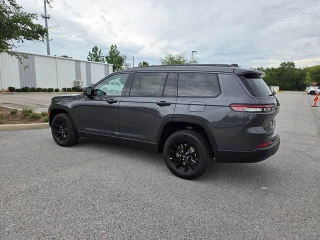 New 2026 Baltic Gray Metallic Clear-Coat Exterior Paint Jeep Altitude image 9