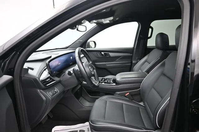 Used 2025 Ebony Twilight Metallic Buick Preferred image 10
