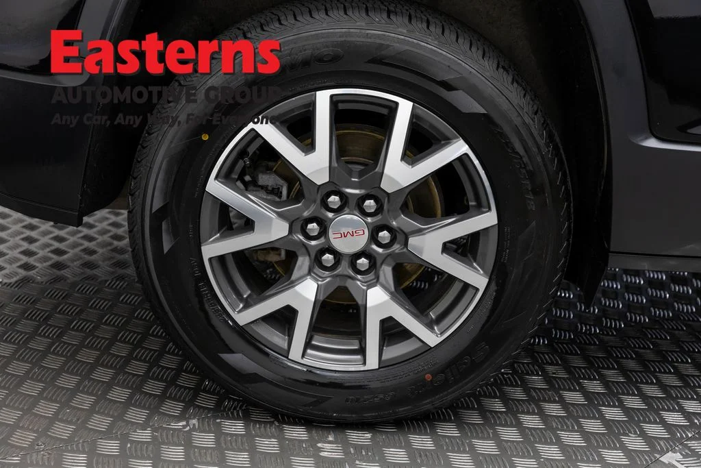 Used 2023 Black GMC SLE image 32