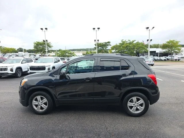 Used 2016 Black Chevrolet LT image 5