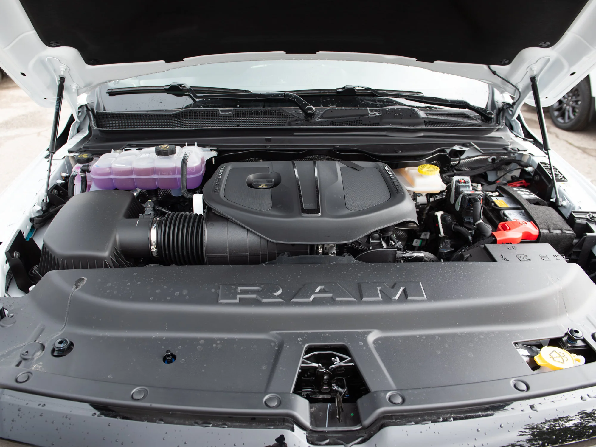 New 2026 White RAM Express* Crew Cab 4x4, 3.92 Rear Axle Ratio, Running Boards, Adaptive Cruise image 11
