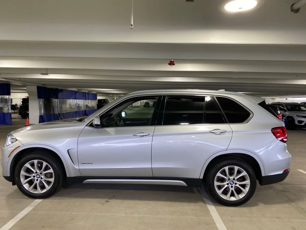 Used 2015  BMW xDrive35d image 2