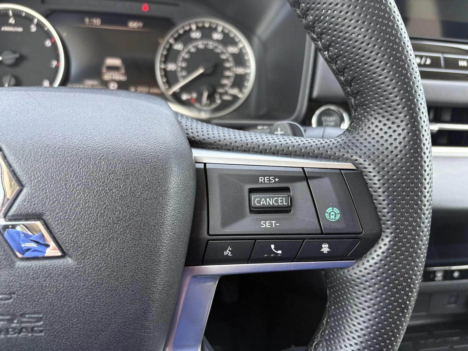 2025 Mitsubishi Outlander SE - Photo 26