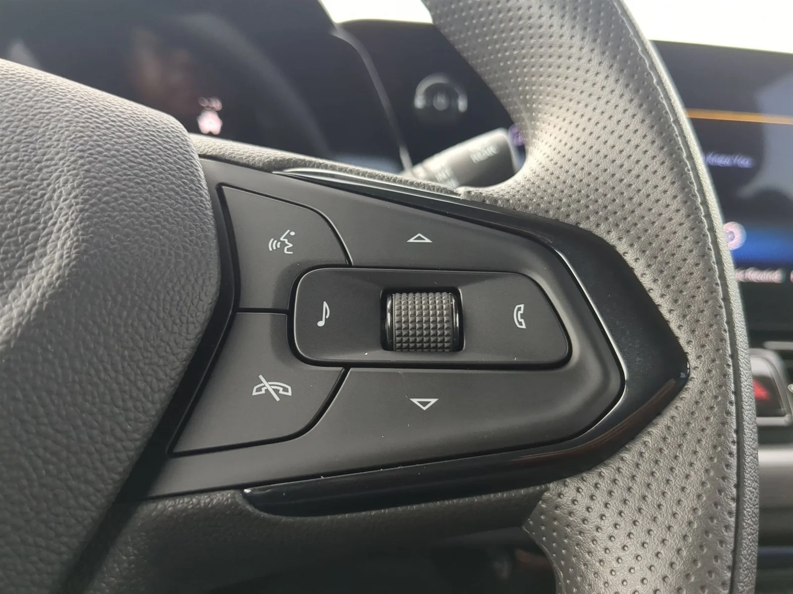 New 2026 Mosaic Black Metallic Chevrolet LT image 56