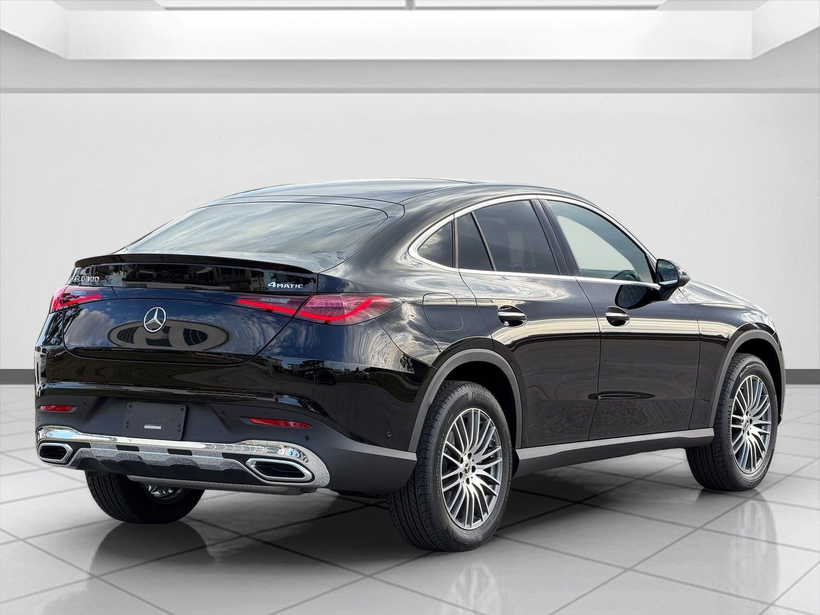 New 2026 Black Mercedes-Benz GLC 300 image 3