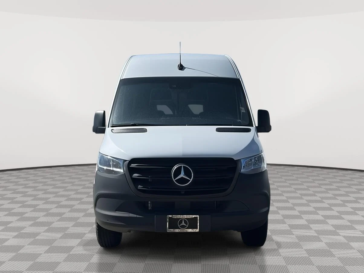 New 2024 Arctic White Mercedes-Benz  image 8