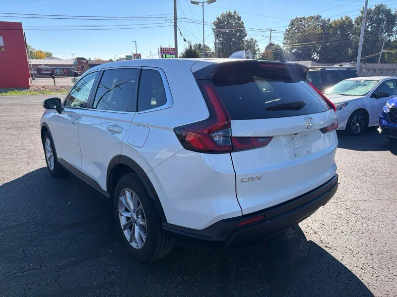 Used 2024 White Honda EX-L image 5