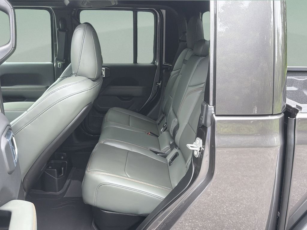New 2026 Gray Jeep Mojave X image 19