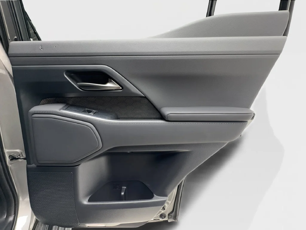Used 2024 Silver Lexus 550 Premium+ image 33