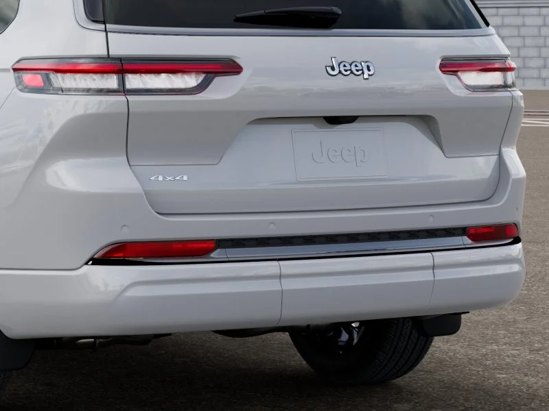 New 2026 Bright White Clear-Coat Exterior Paint Jeep Limited image 41
