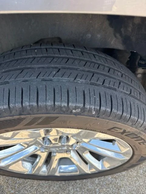 Used 2018 Gray GMC SLT image 8