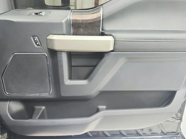 Used 2022 Black Ford Lariat image 40
