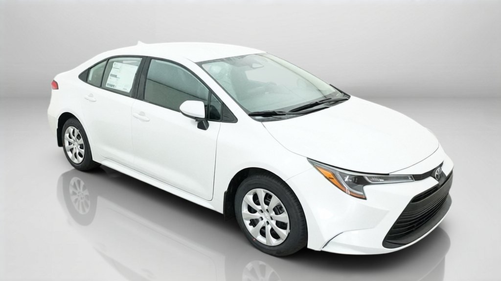 New 2027 Wind Chill Pearl Toyota LE image 5