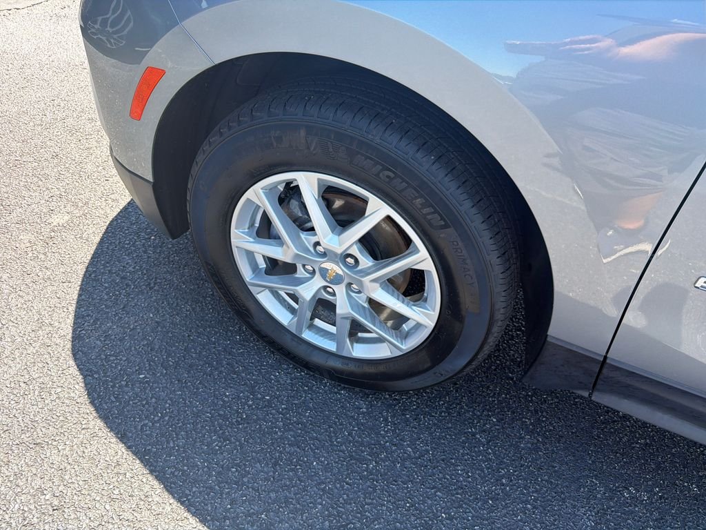 Used 2024 Gray Chevrolet LT image 28