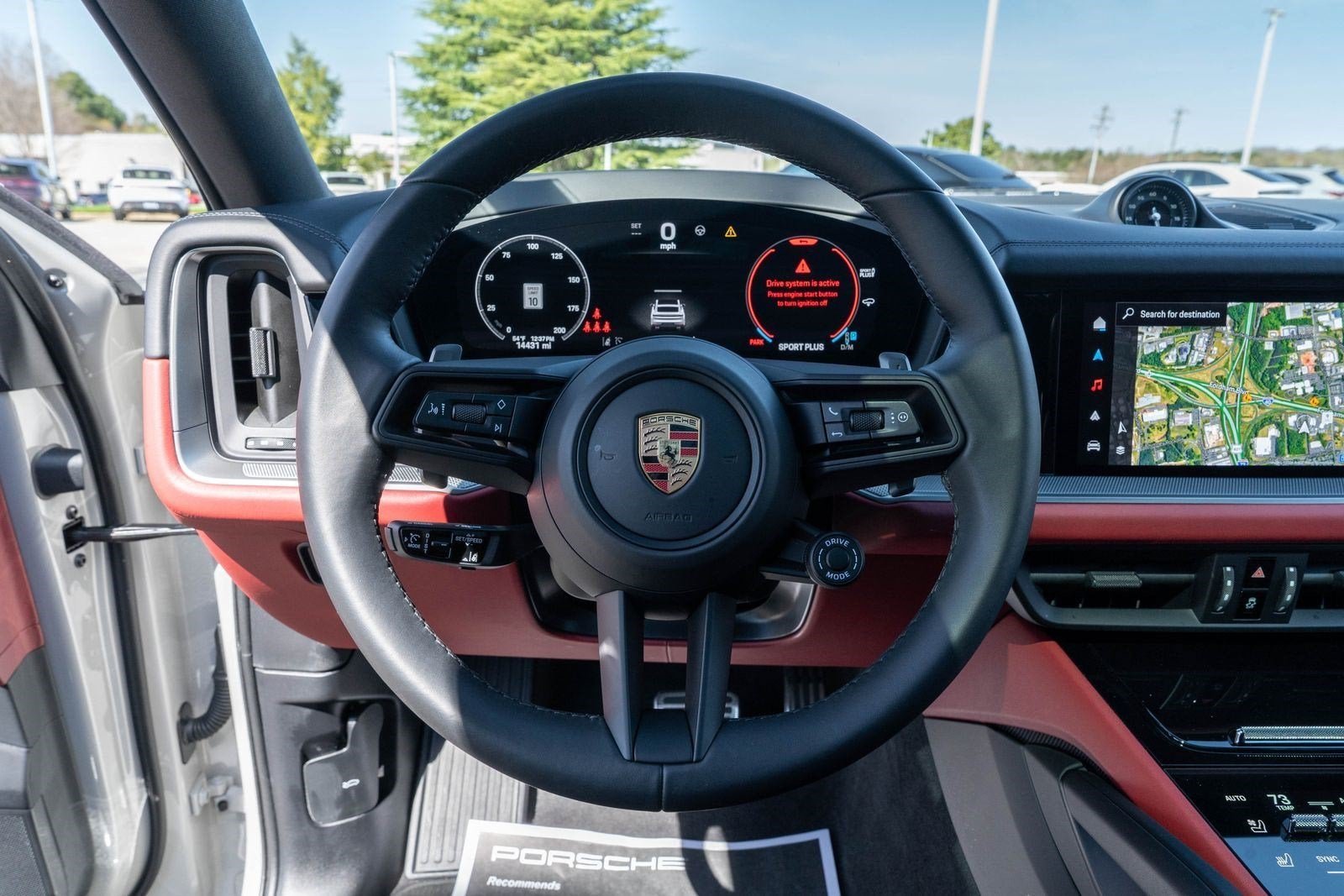 Used 2025 White Porsche S E-Hybrid Coupe image 25