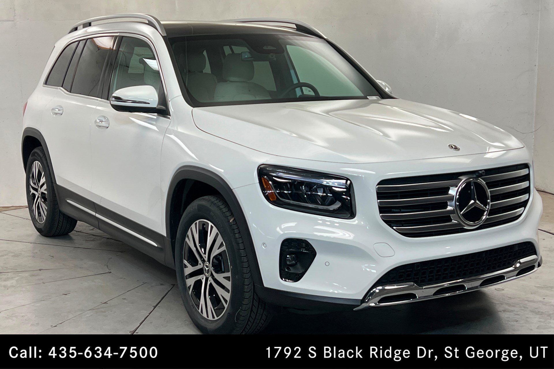 Certified Used 2026 Polar White Mercedes-Benz GLB 250 image 8