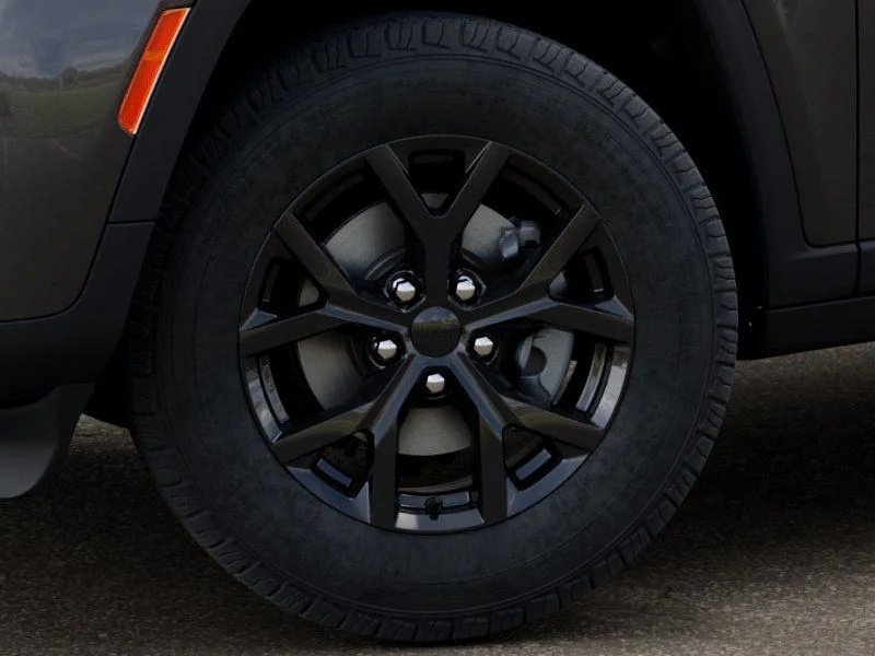 New 2026 Baltic Gray Metallic Clear-Coat Exterior Paint Jeep Altitude image 8