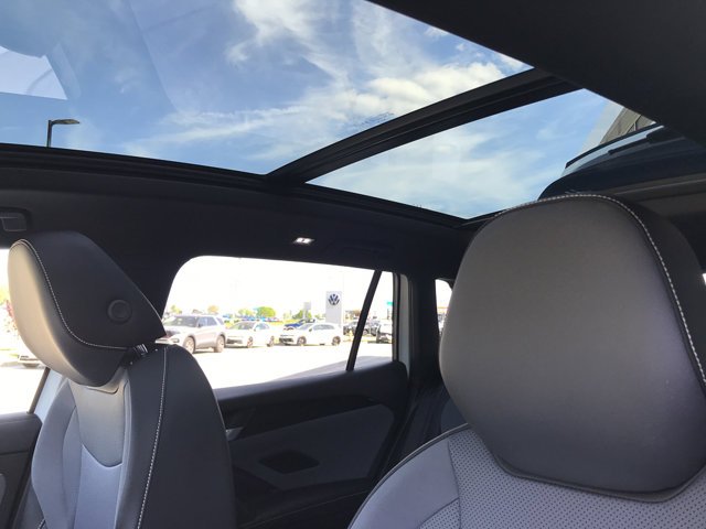 New 2026 Opal White w/Deep Black Roof Volkswagen SE R-Line Black image 24