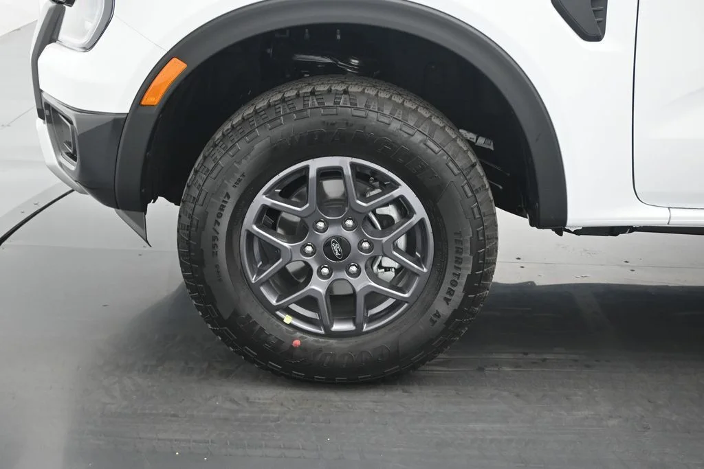 New 2026 Oxford White Ford XLT image 20