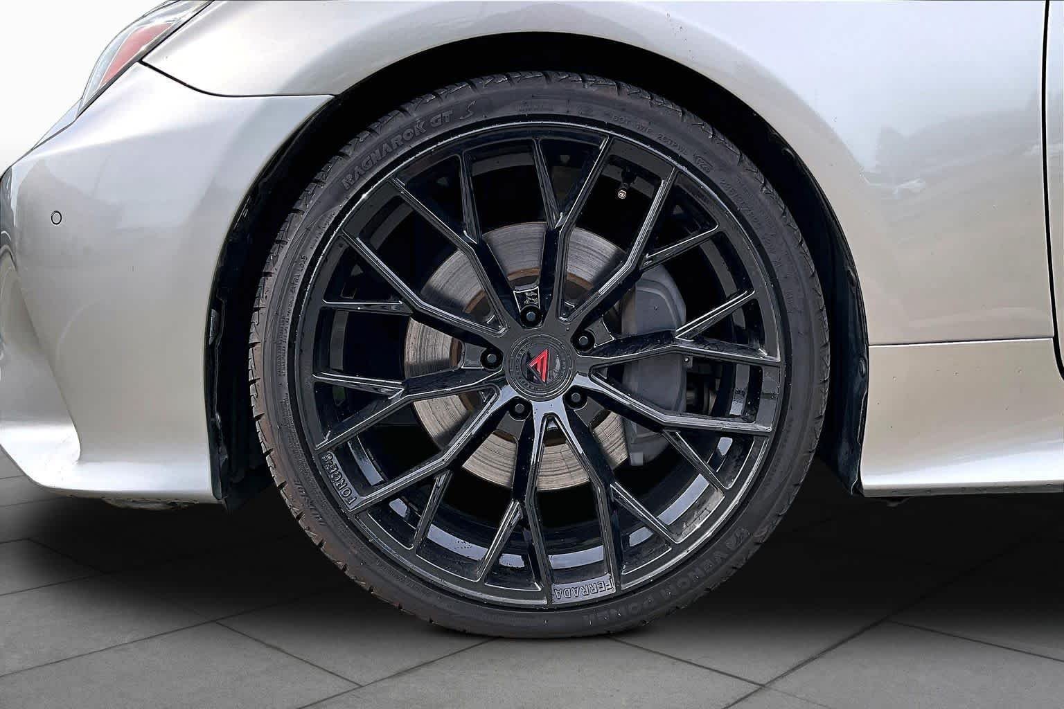 Used 2015 Atomic Silver Lexus  image 10