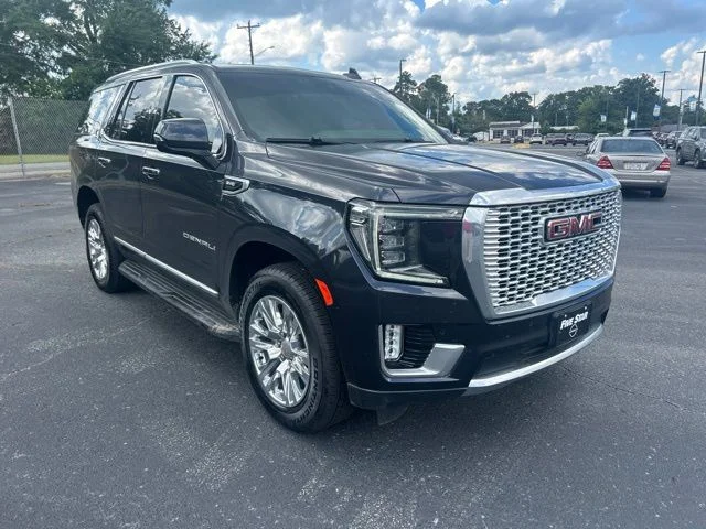 Used 2023 Silver GMC Denali image 6