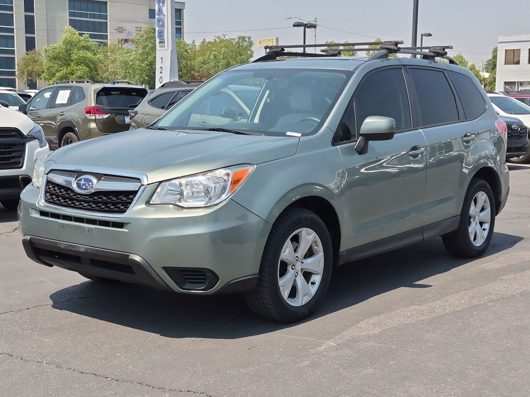 Used 2016 Jasmine Green Metallic Subaru 2.5i Premium image 8