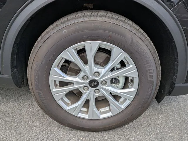 New 2026 Agate Black Metallic Ford Active® image 11