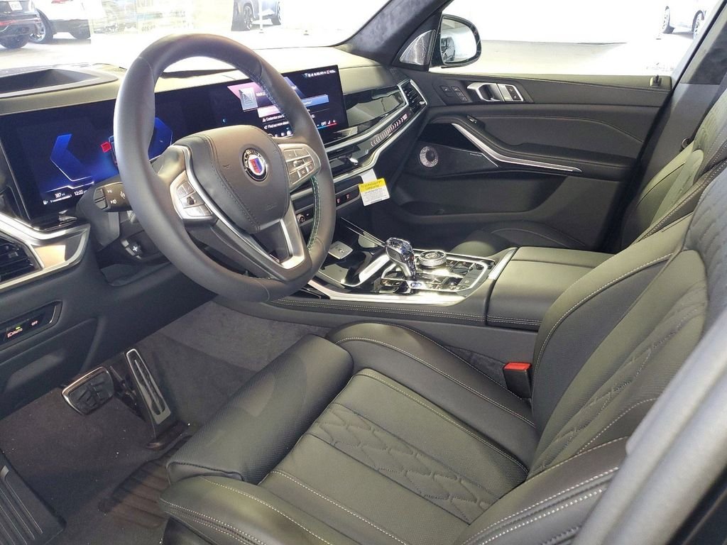 2025 BMW X7 ALPINA XB7 - Photo 16