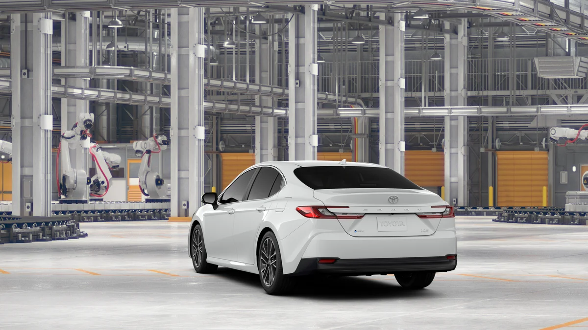 New 2026 Wind Chill Pearl Toyota XLE image 7