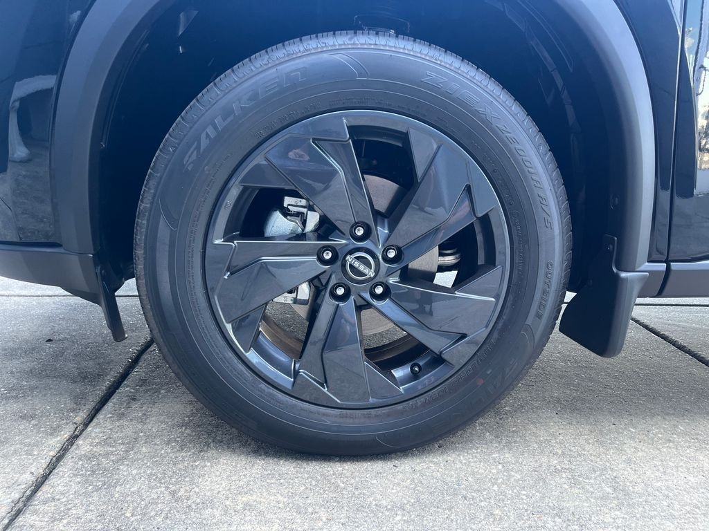 New 2026 Super Black Nissan SV image 25