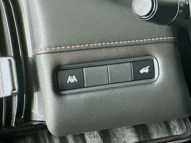 2025 Nissan Armada PRO-4X - Photo 11