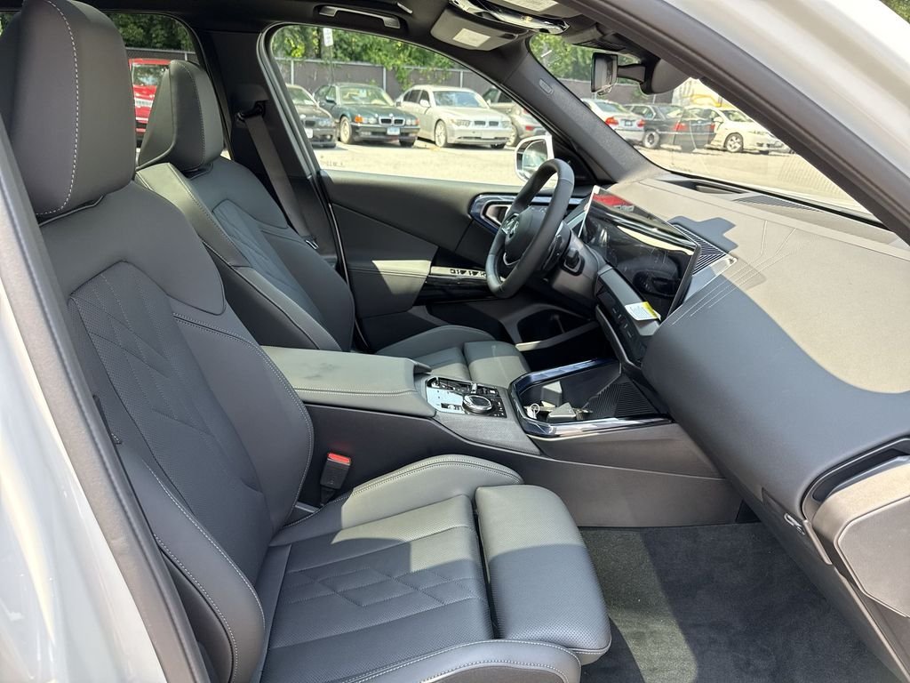 Used 2026 White BMW 30 xDrive image 24