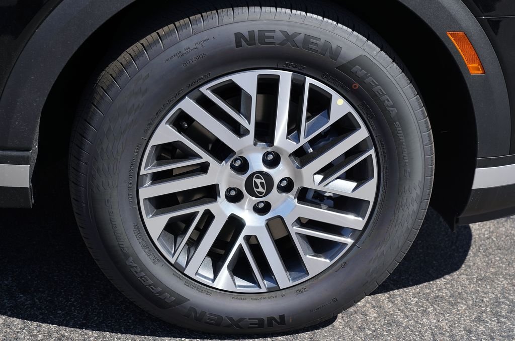 New 2026 Abyss Black Pearl Hyundai SEL image 28