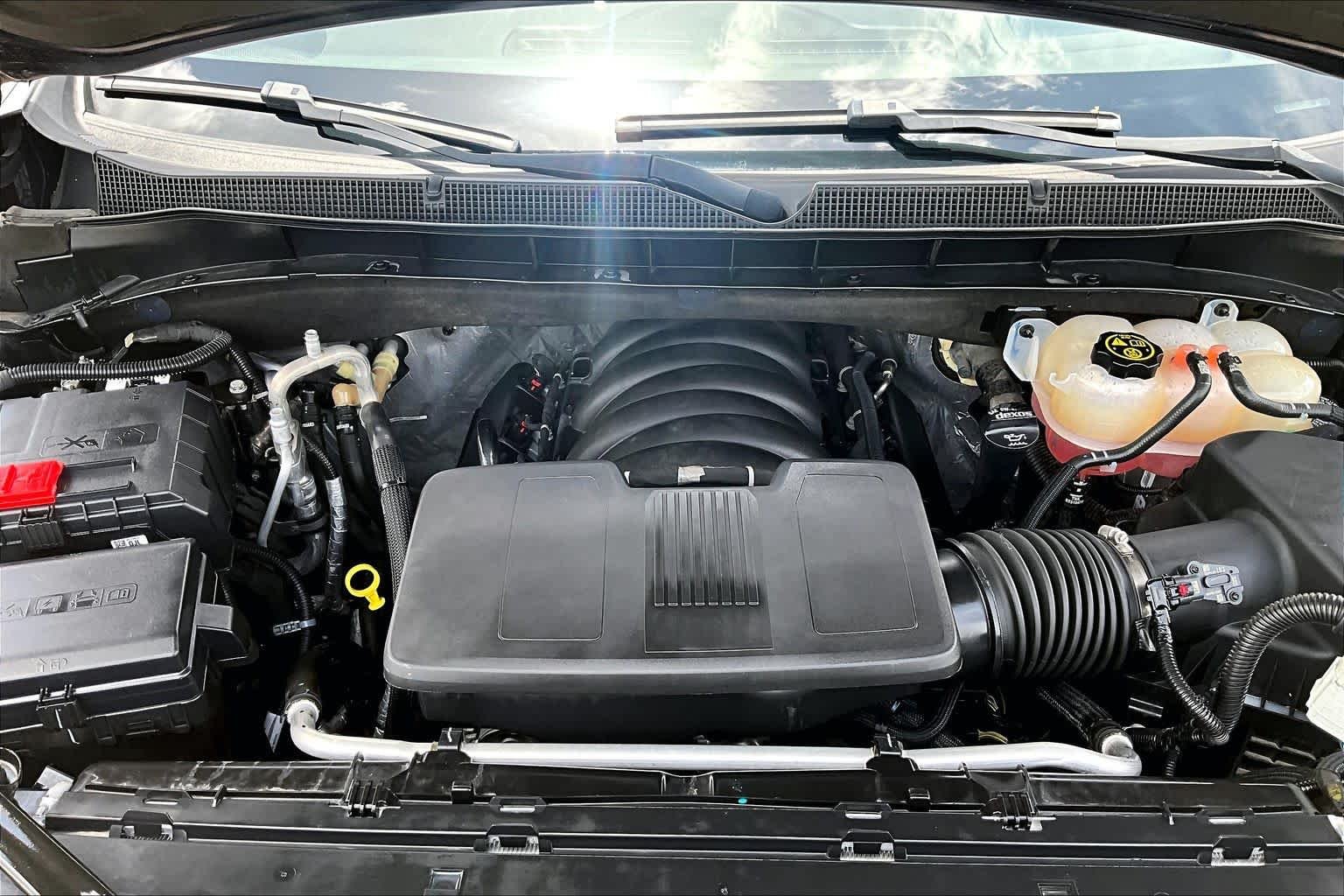 Used 2022 Dark Ash Metallic Chevrolet High Country image 63