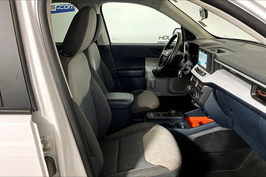 Used 2024 Oxford White Ford XLT image 6