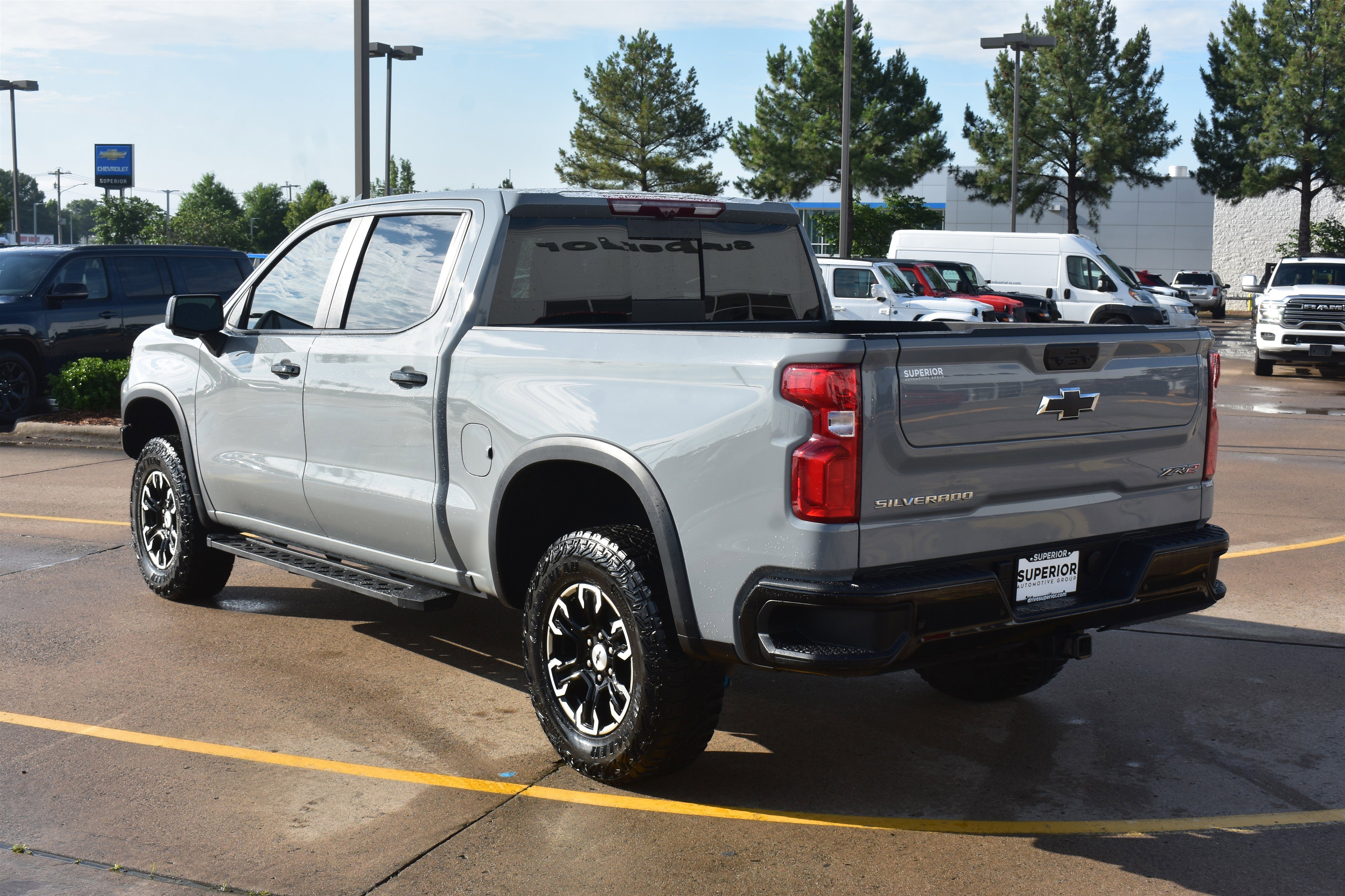 Used 2025 Slate Gray Metallic Chevrolet ZR2 image 9