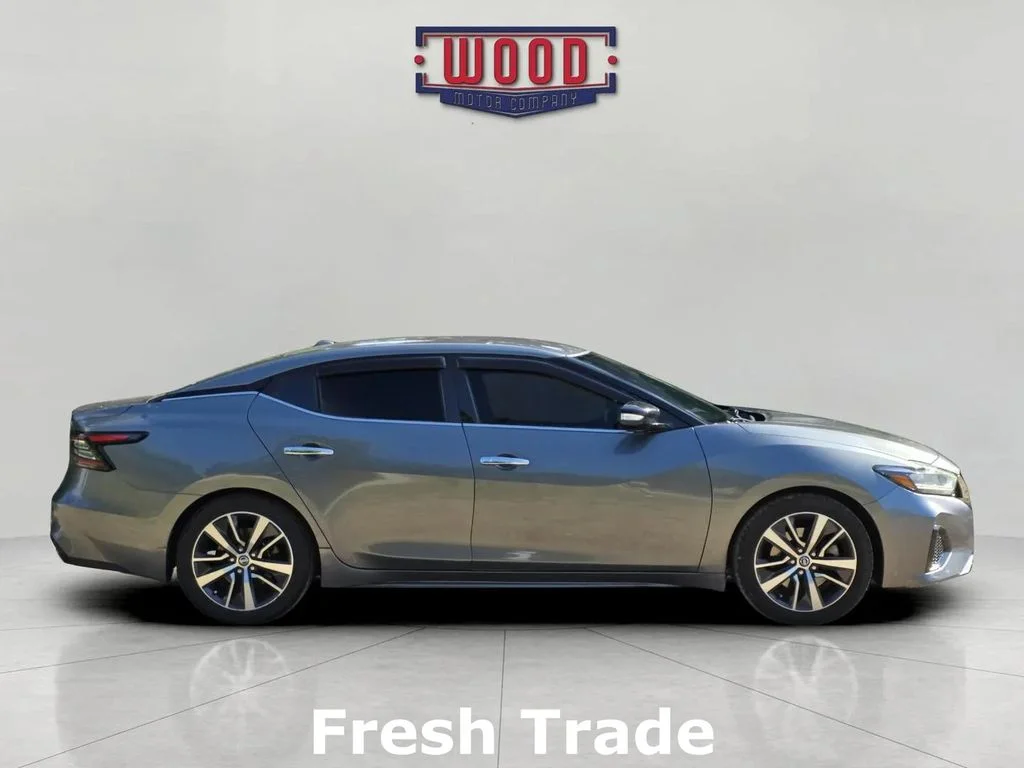 Used 2020 Gun Metallic Nissan 3.5 SV image 2
