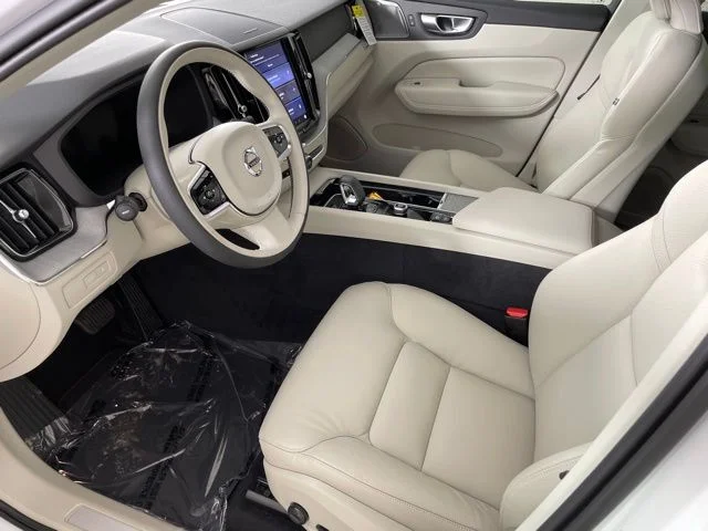 Certified Used 2024 Crystal White Volvo Plus image 19