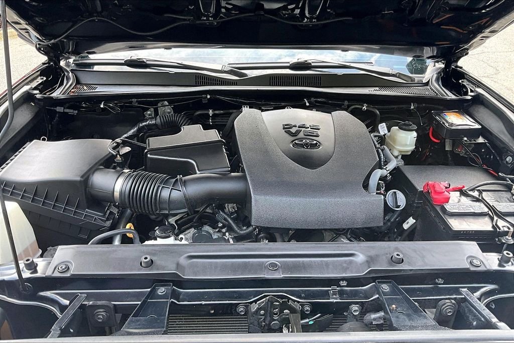 Used 2023 Black Toyota SR5 image 30