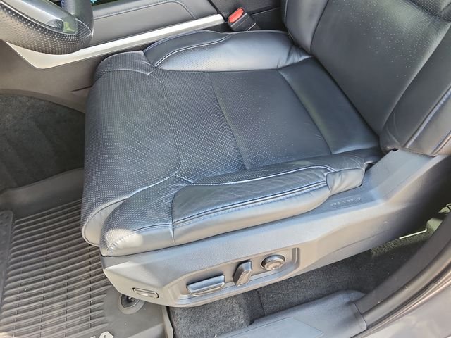 Used 2024 Gray Toyota Platinum image 9