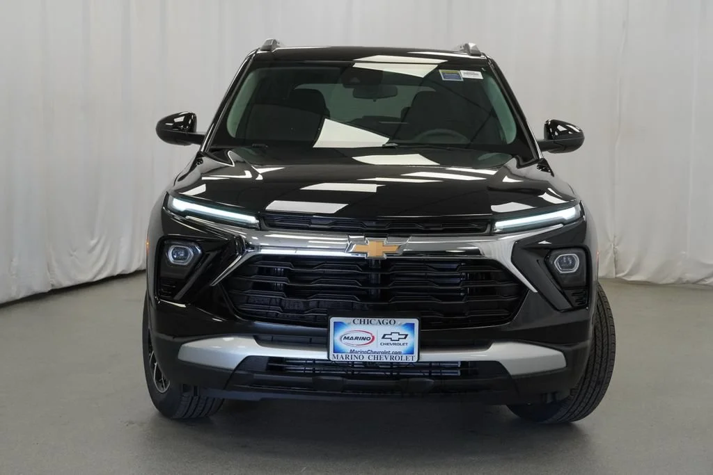 New 2026 Mosaic Black Metallic Chevrolet LT image 32