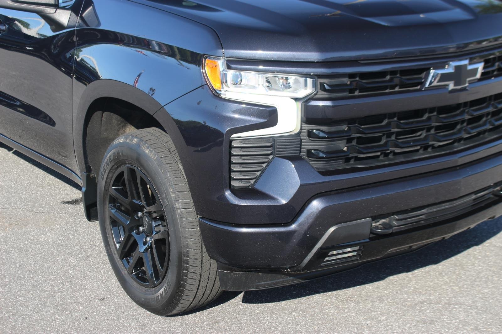 Used 2023 Dark Ash Metallic Chevrolet RST image 9