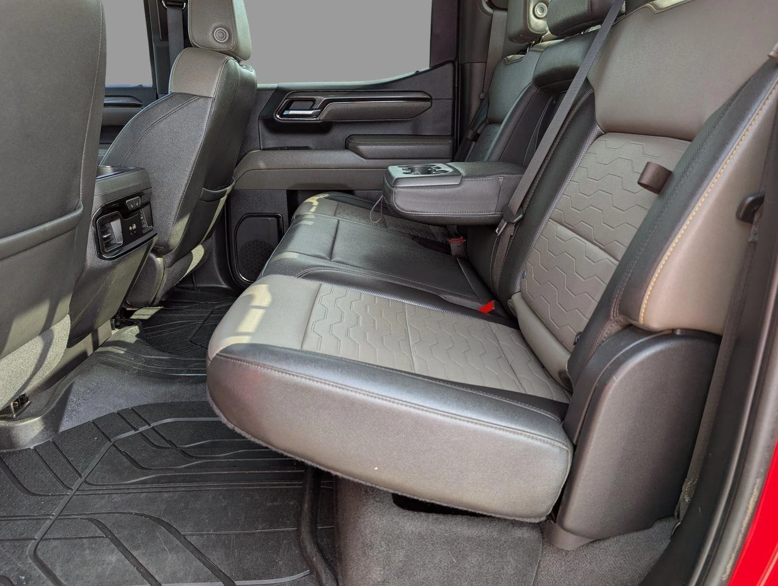 Used 2023 Red Hot Chevrolet ZR2 image 33