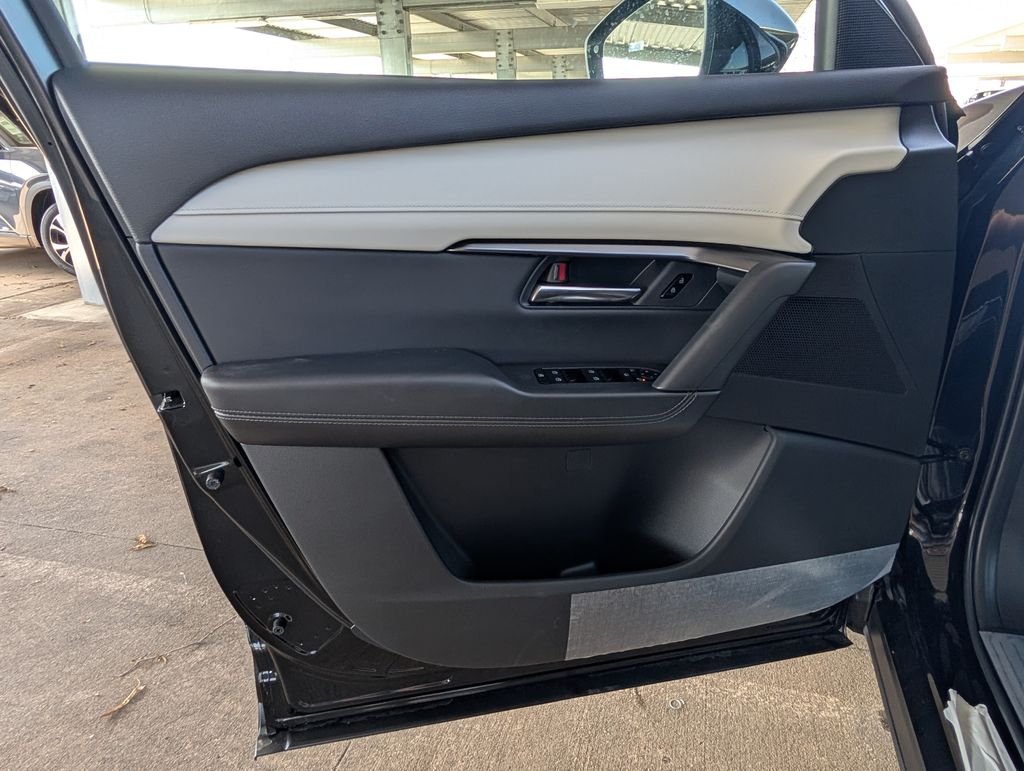 New 2026 Jet Black Mica Mazda 2.5 S Preferred AWD image 12