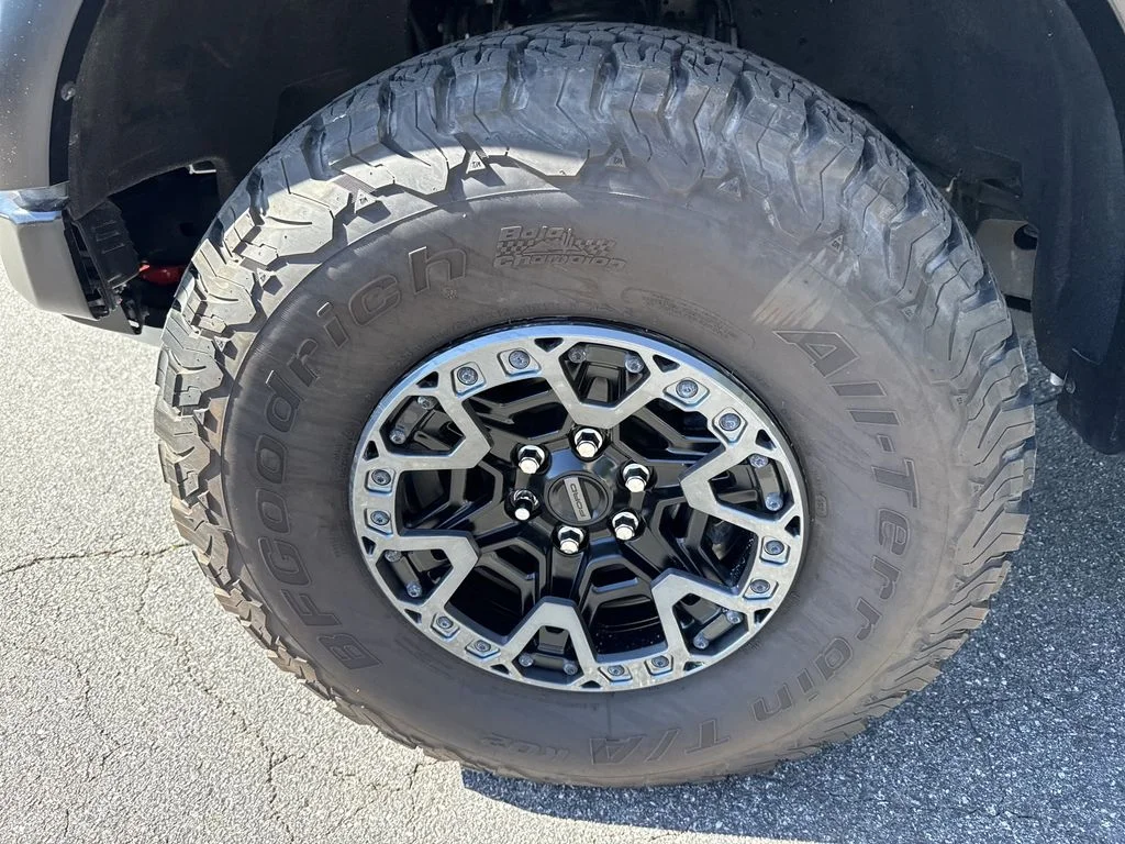 Used 2025 White Ford Raptor image 11