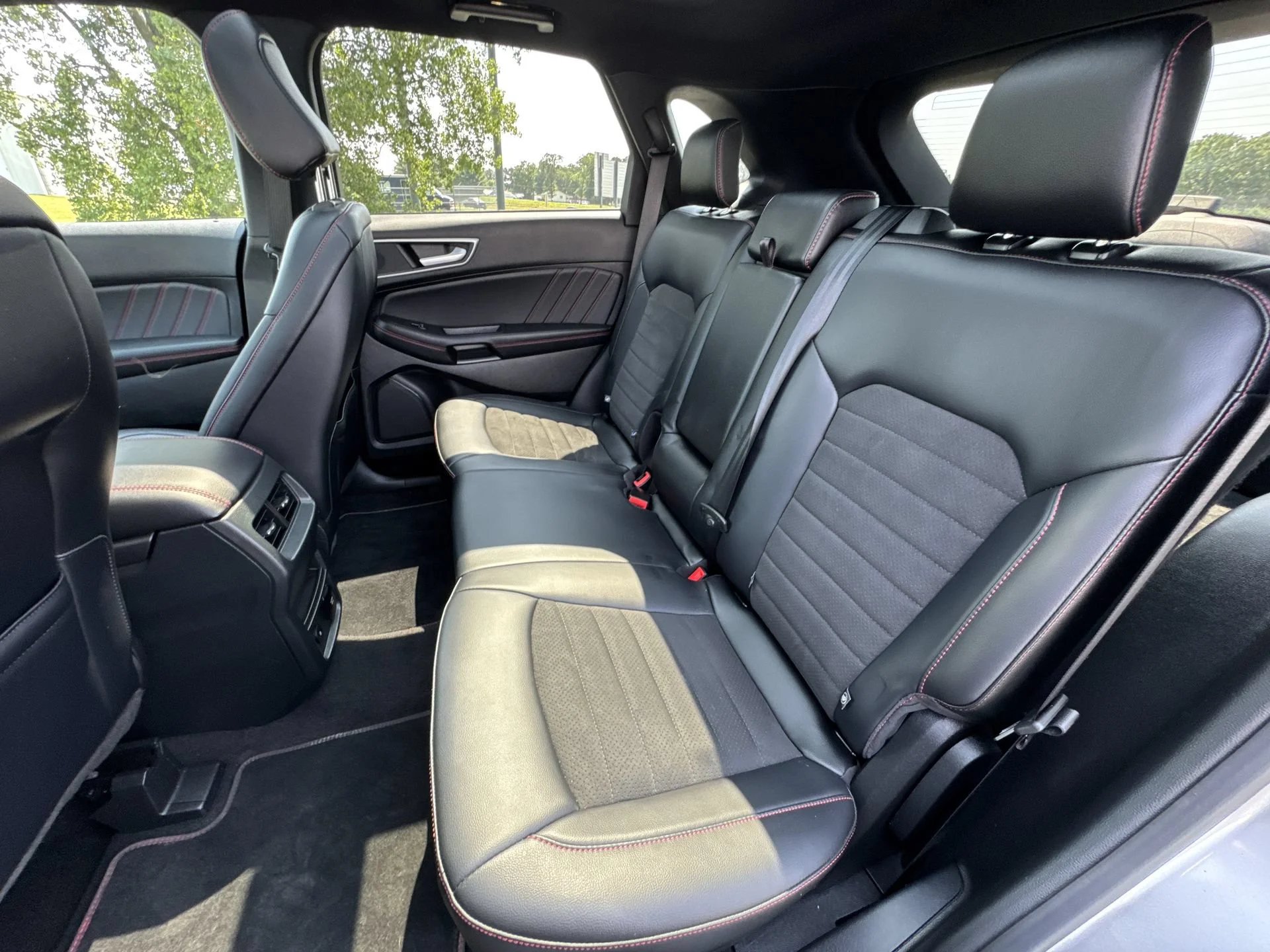 2024 Ford Edge ST-Line - Photo 22