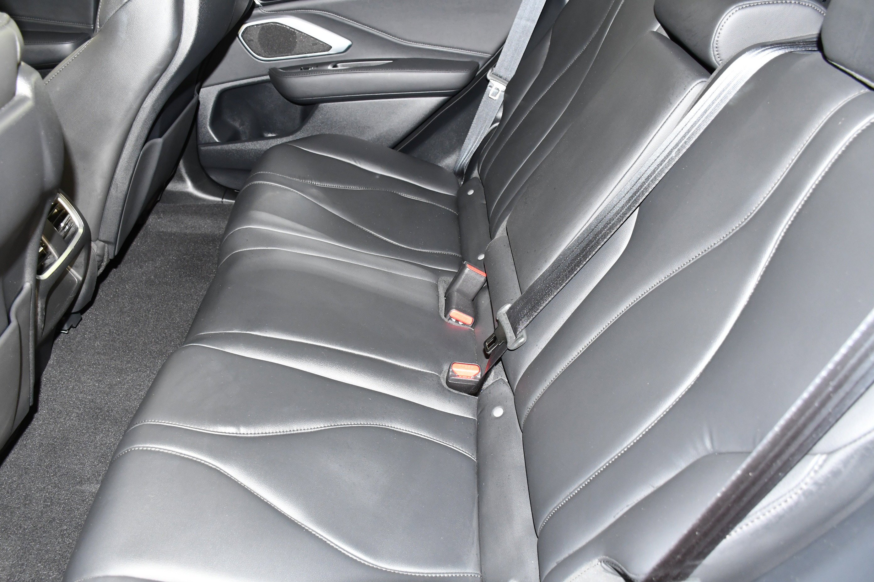 Certified Used 2023 Liquid Carbon Metallic Acura Base image 48