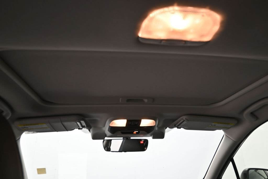 Used 2022 Gray Metallic Subaru Sport image 21